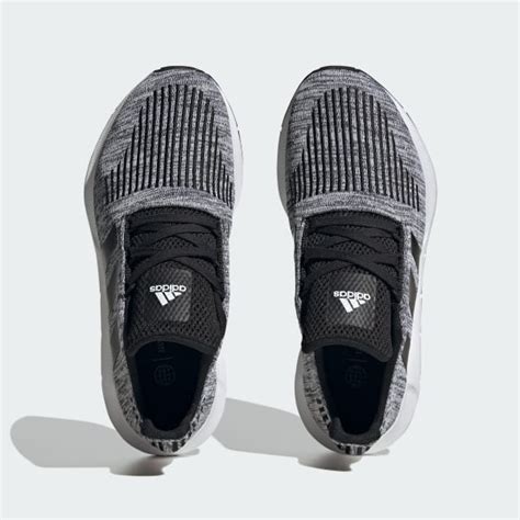 swift run 1.0 shoes men